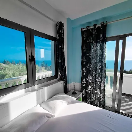 Sea Breeze Drymades