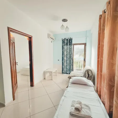 Apartamento Sea Breeze Drymades *