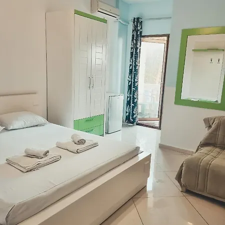 Sea Breeze Drymades Apartamento