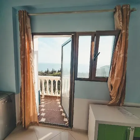 Sea Breeze Drymades * Himare